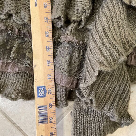 Vtg. Fairy, Whimsy Victorian Wool blend Button Cardigan women’s M Lace Ruffle - Picture 6 of 13